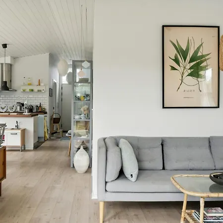 펜션 Bright Near One Of Denmark's Beaches