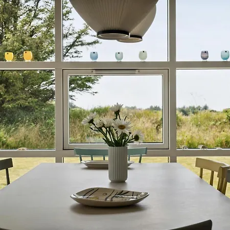 Bright Near One Of Denmark's Beaches Semesterbostad *